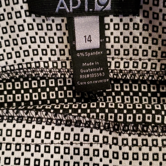 Apt. 9 skirt, size 14 - Picture 3 of 5